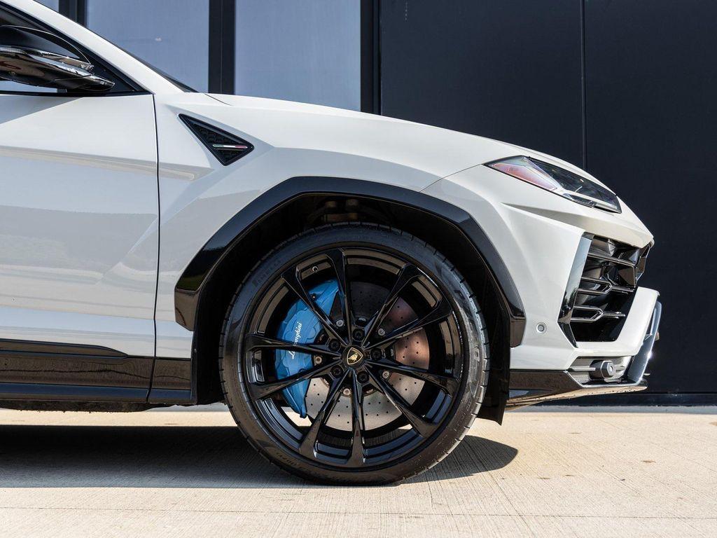 used 2021 Lamborghini Urus car, priced at $189,998