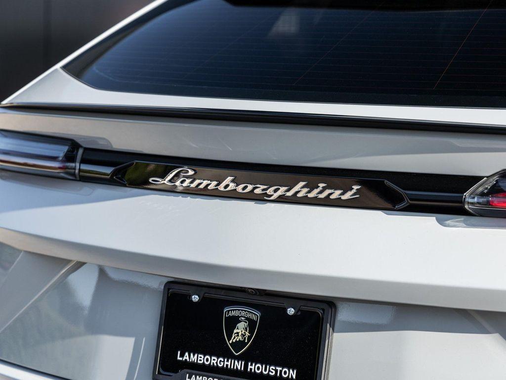 used 2021 Lamborghini Urus car, priced at $189,998