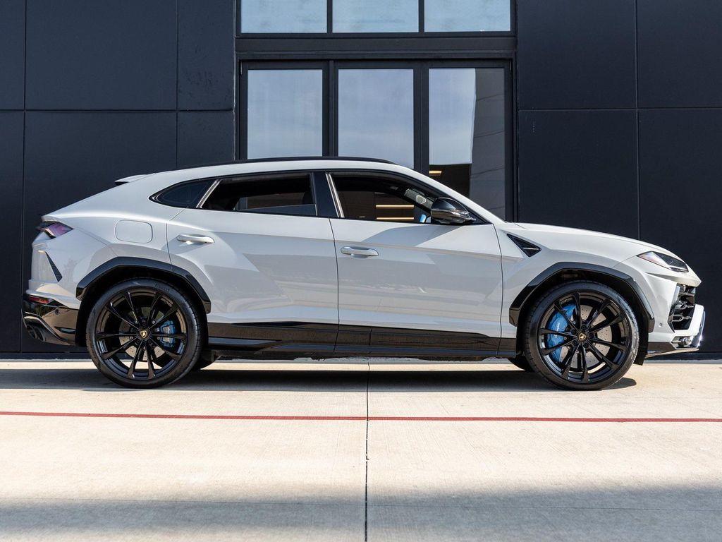 used 2021 Lamborghini Urus car, priced at $189,998