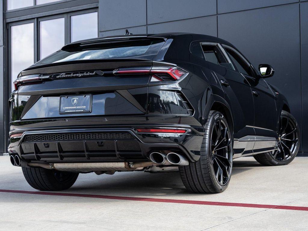 used 2021 Lamborghini Urus car, priced at $219,998