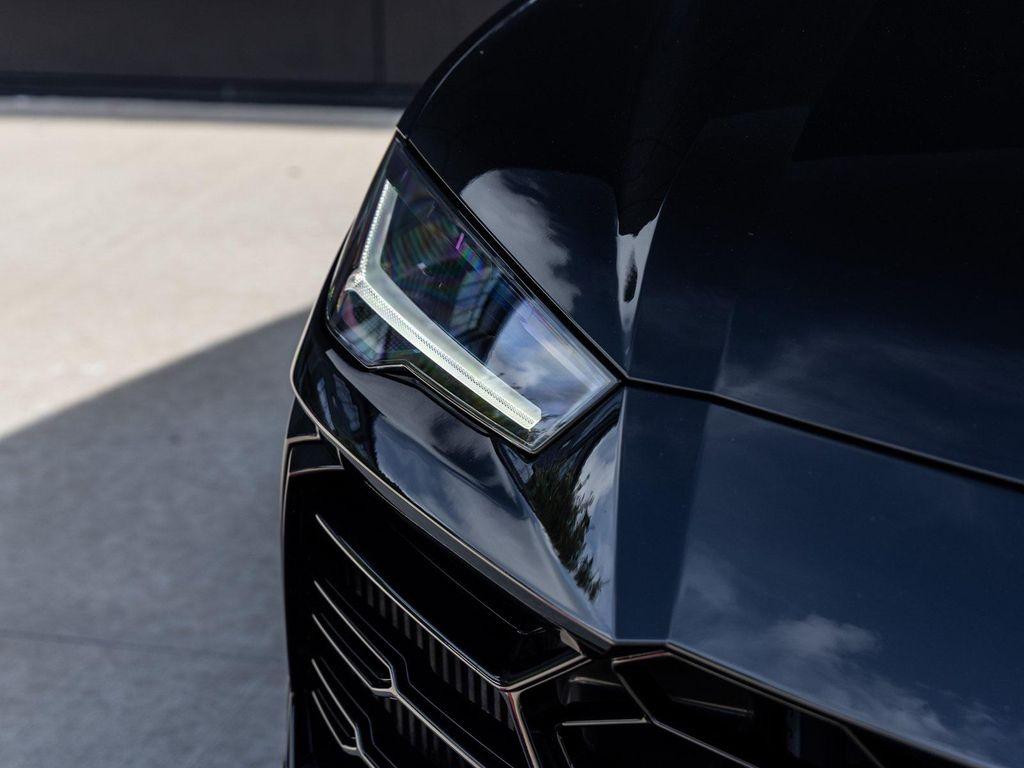 used 2021 Lamborghini Urus car, priced at $219,998