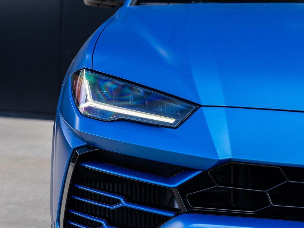 used 2021 Lamborghini Urus car, priced at $197,998