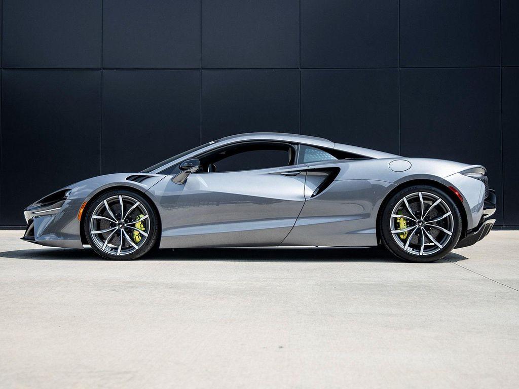 used 2023 McLaren Artura car, priced at $189,998