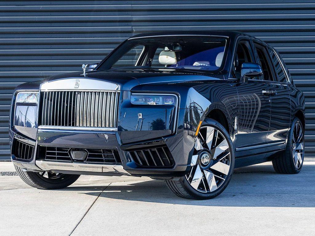 used 2025 Rolls-Royce Cullinan car, priced at $444,998