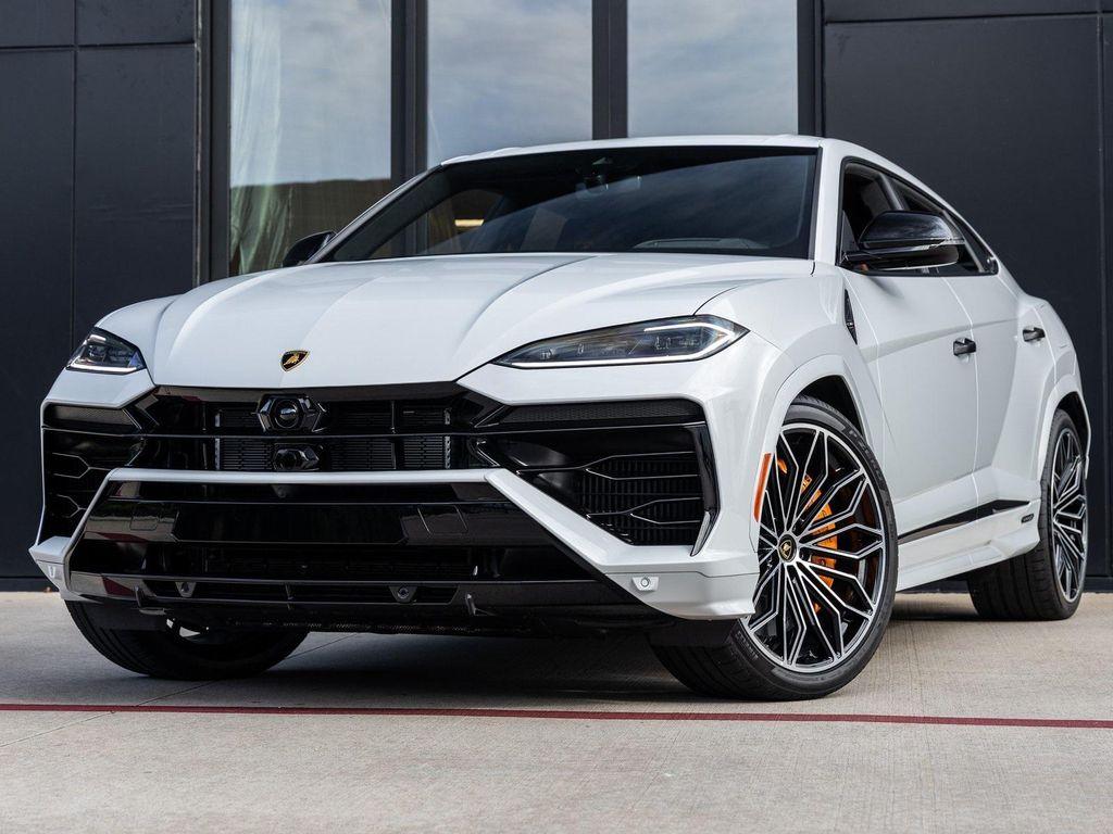 used 2025 Lamborghini Urus car, priced at $314,998