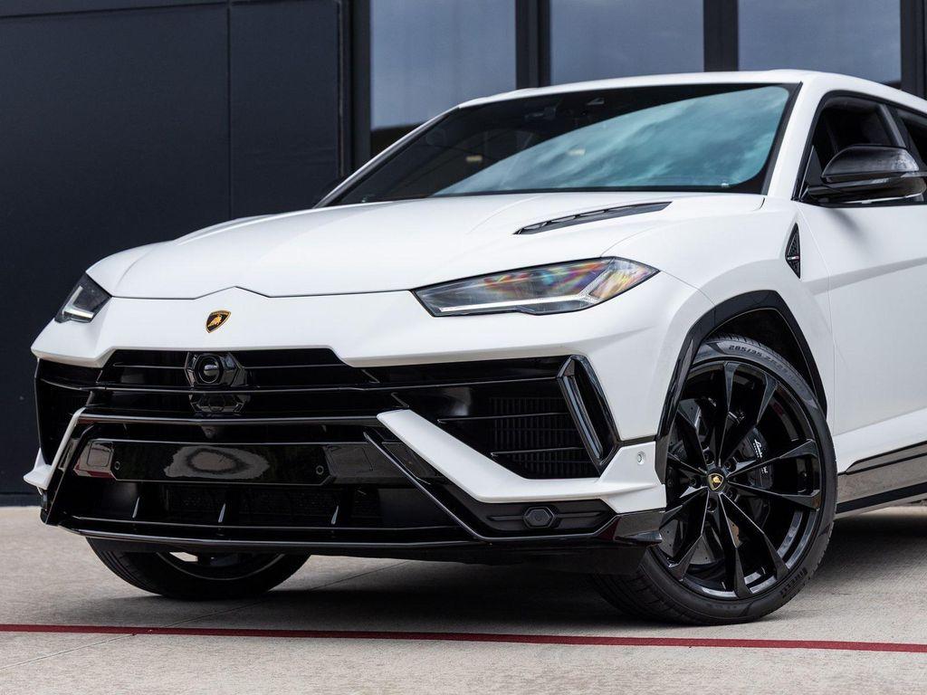 used 2024 Lamborghini Urus car, priced at $259,998