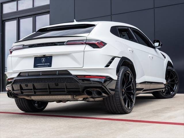 used 2024 Lamborghini Urus car, priced at $259,998