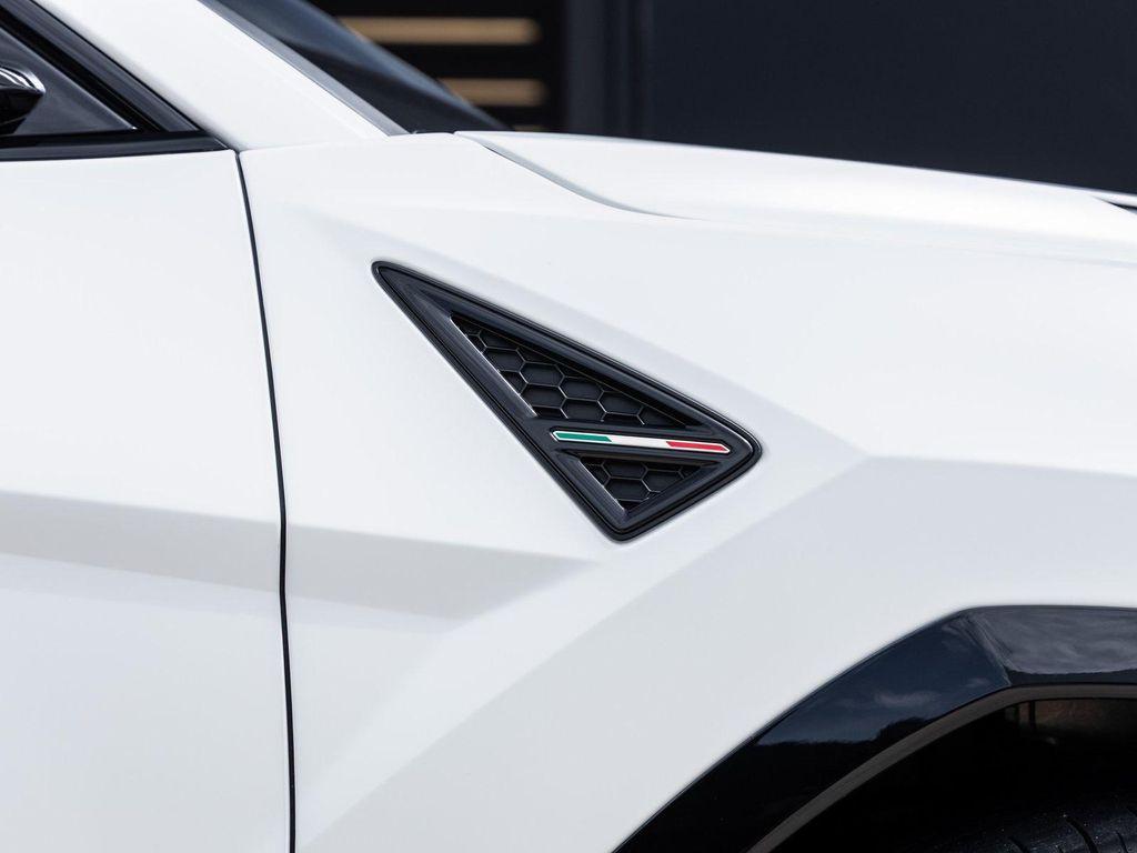 used 2024 Lamborghini Urus car, priced at $259,998