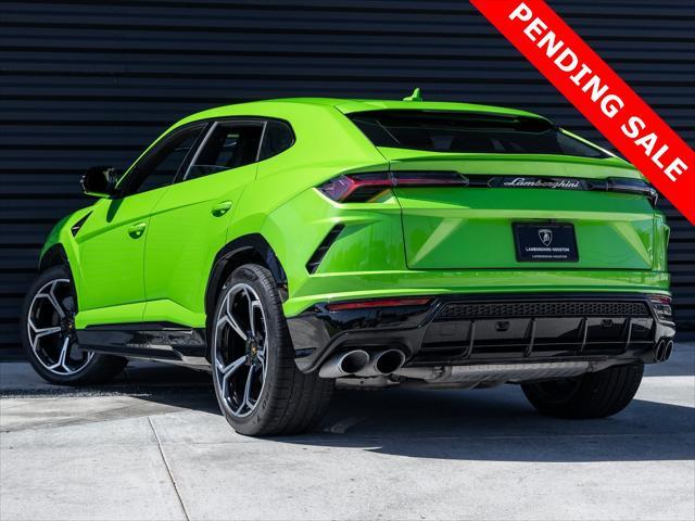 used 2022 Lamborghini Urus car, priced at $219,998