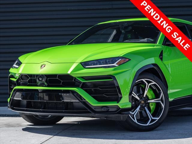 used 2022 Lamborghini Urus car, priced at $219,998