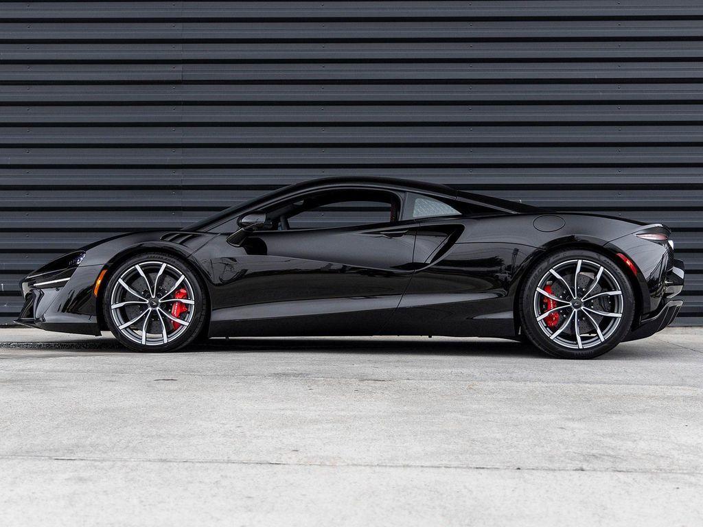 used 2025 McLaren Artura car, priced at $244,998