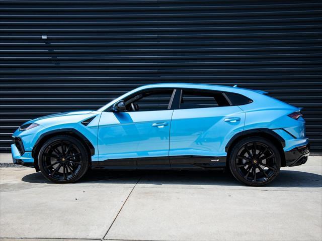 used 2024 Lamborghini Urus car, priced at $274,998