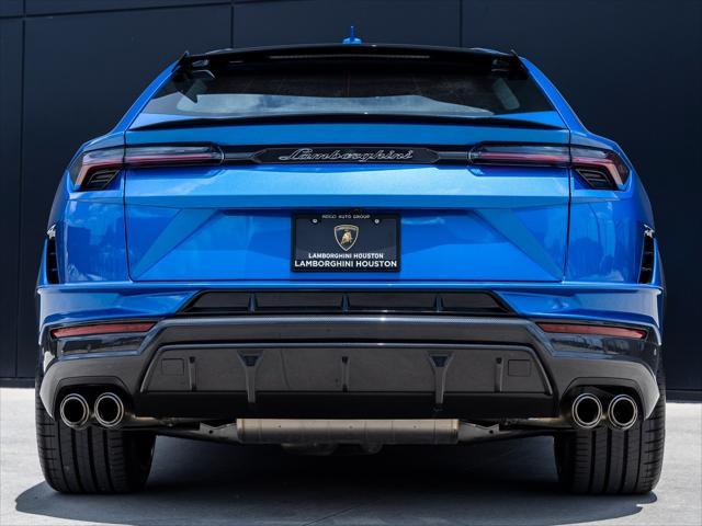 used 2023 Lamborghini Urus car, priced at $294,998