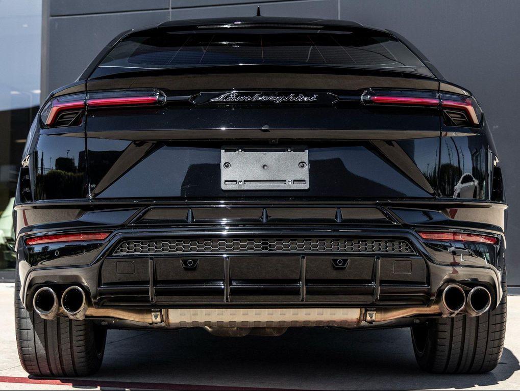 used 2024 Lamborghini Urus car, priced at $254,998