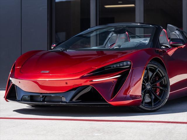 new 2025 McLaren Artura car, priced at $344,200