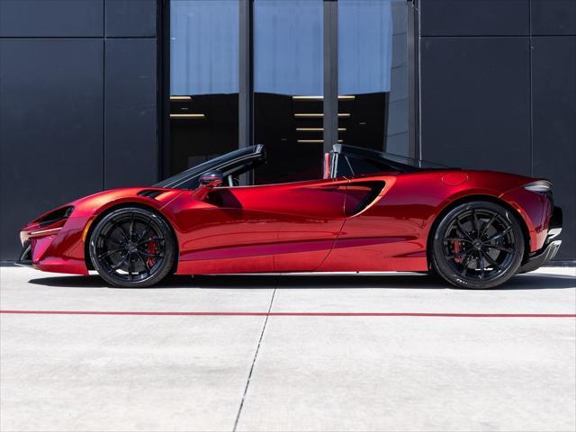 new 2025 McLaren Artura car, priced at $344,200