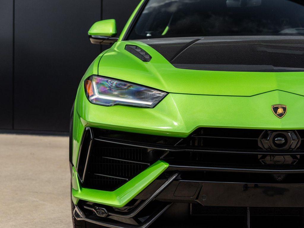 used 2023 Lamborghini Urus car, priced at $289,998