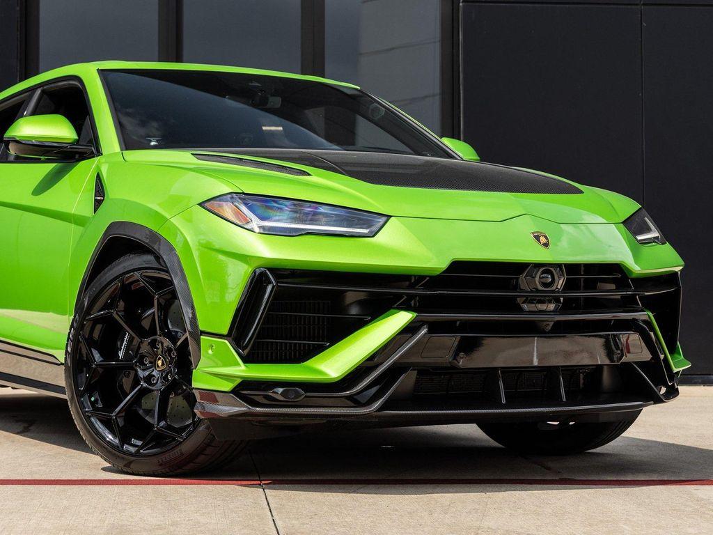 used 2023 Lamborghini Urus car, priced at $289,998