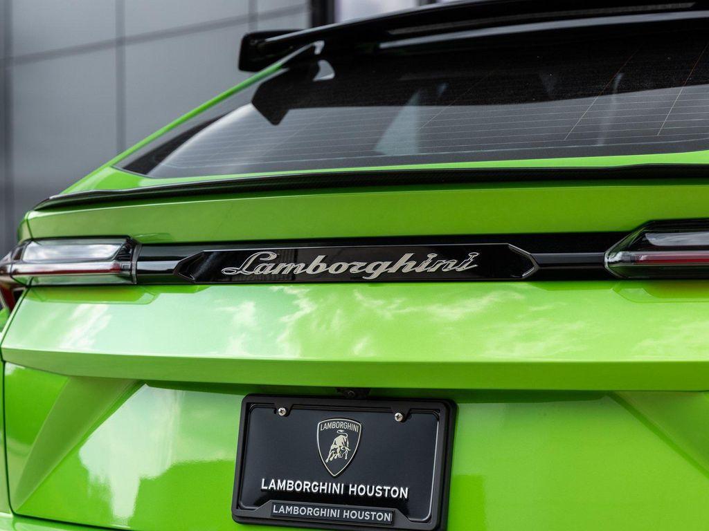 used 2023 Lamborghini Urus car, priced at $289,998