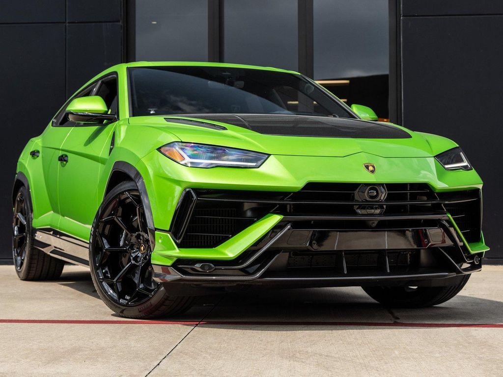 used 2023 Lamborghini Urus car, priced at $289,998
