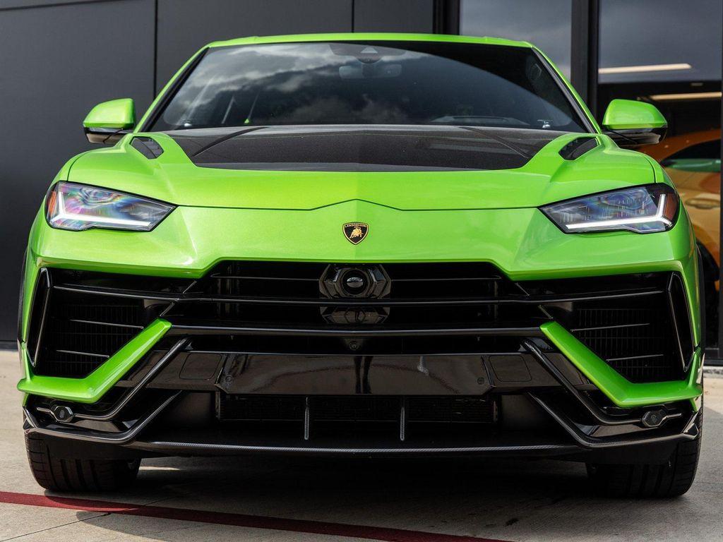 used 2023 Lamborghini Urus car, priced at $289,998