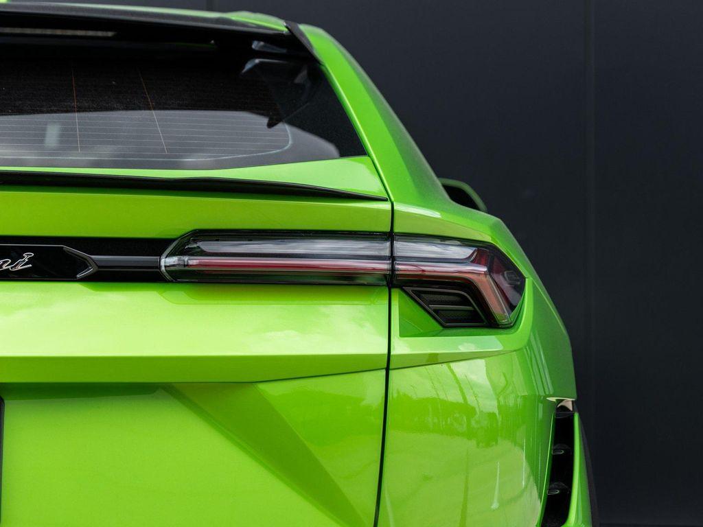 used 2023 Lamborghini Urus car, priced at $289,998