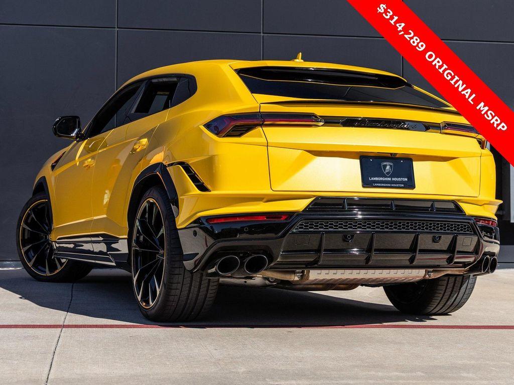 used 2023 Lamborghini Urus car, priced at $259,998