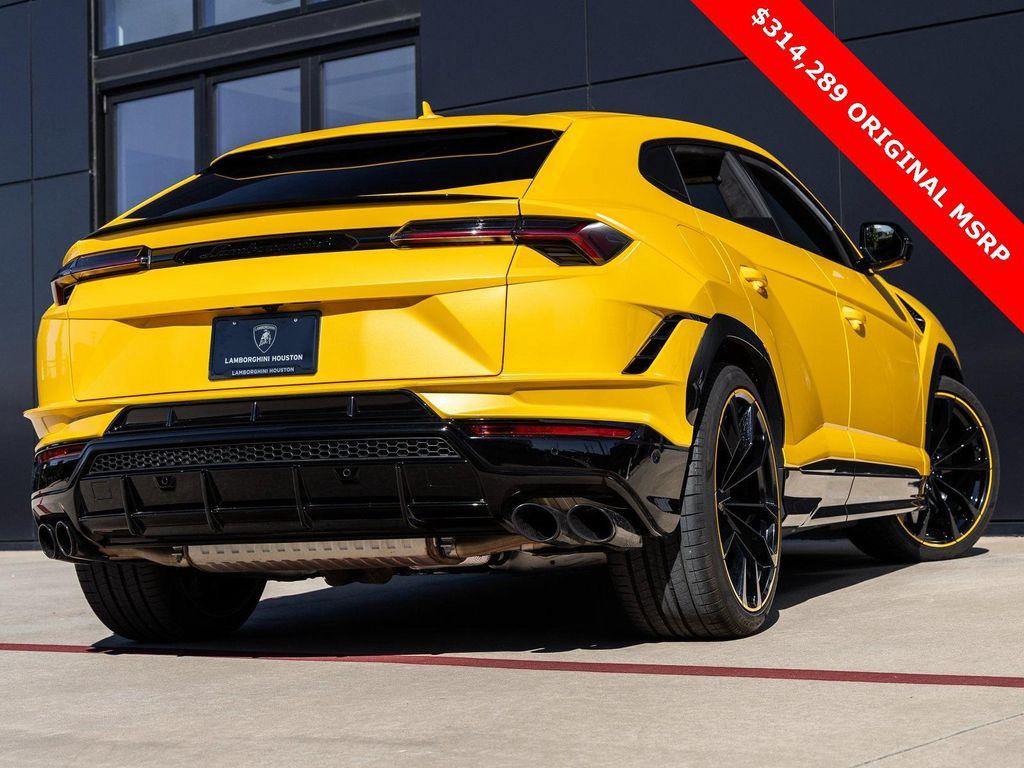 used 2023 Lamborghini Urus car, priced at $259,998