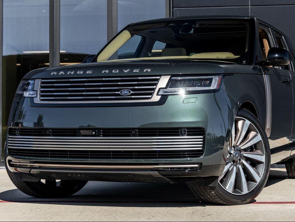 used 2025 Land Rover Range Rover car, priced at $194,998