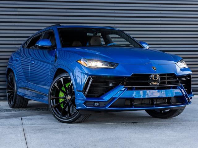 used 2023 Lamborghini Urus car, priced at $259,998