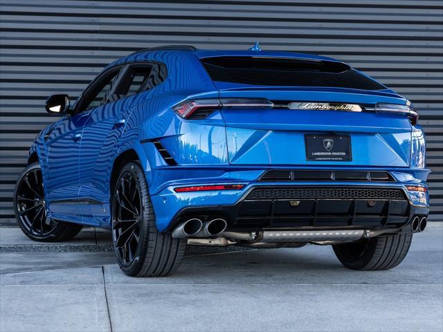 used 2023 Lamborghini Urus car, priced at $259,998