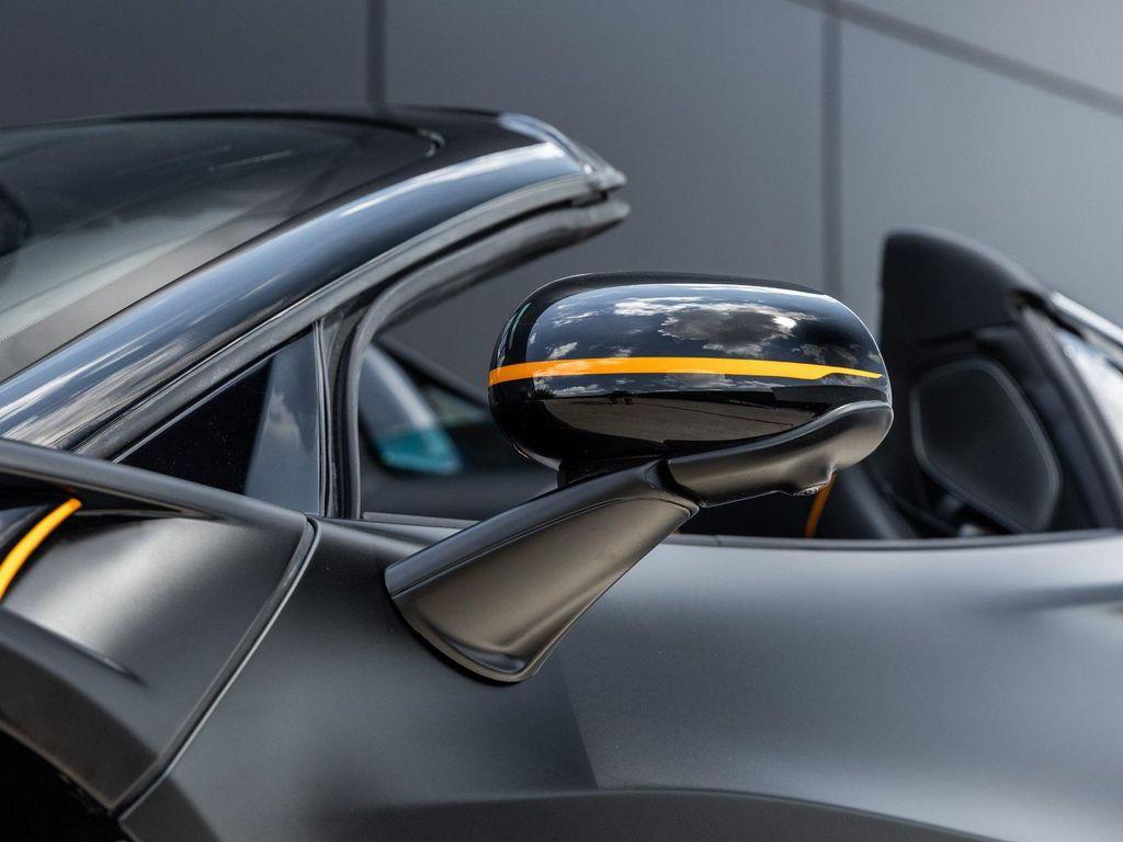 used 2025 McLaren Artura car, priced at $279,998
