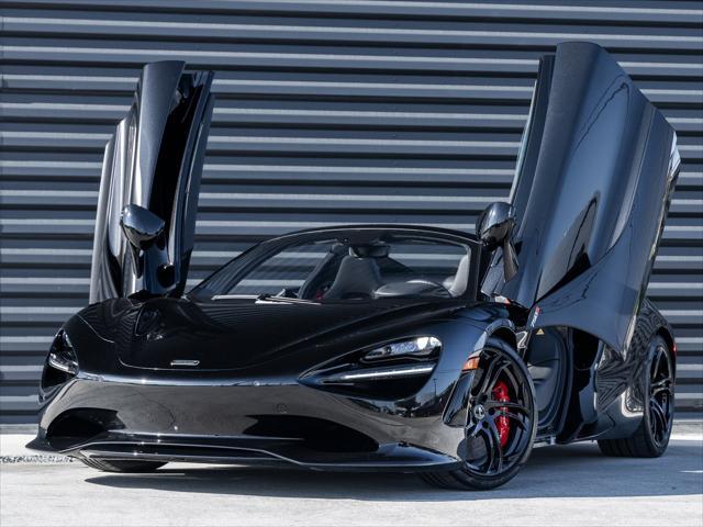 new 2025 McLaren 750S car, priced at $425,730