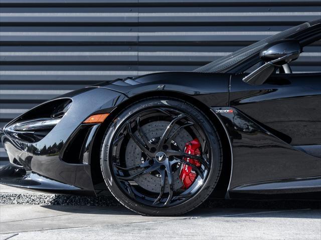 new 2025 McLaren 750S car, priced at $425,730