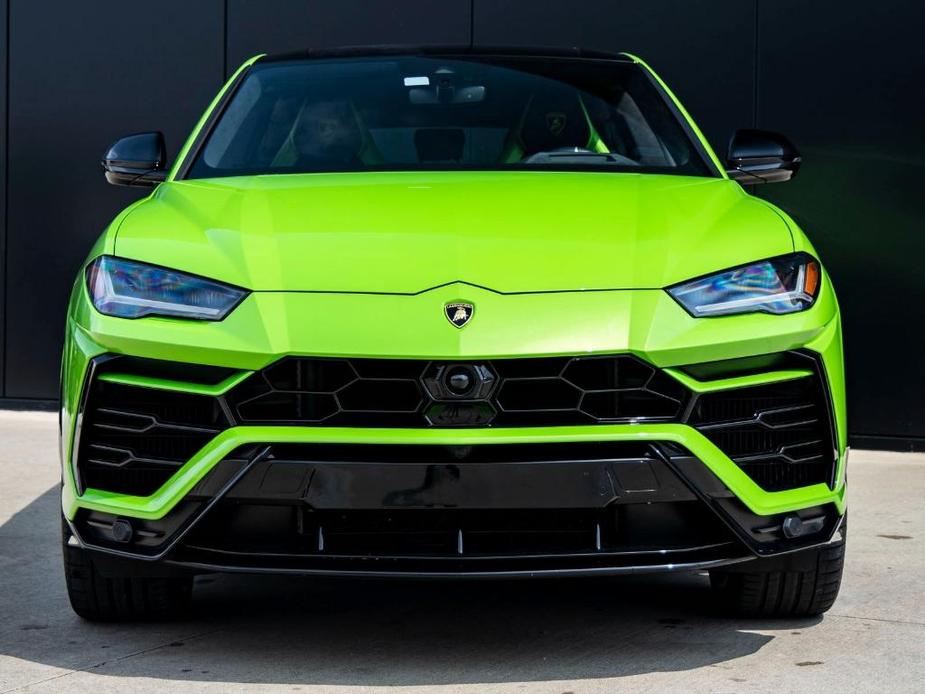 used 2022 Lamborghini Urus car, priced at $259,998