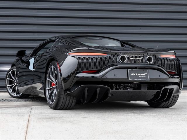 new 2025 McLaren Artura car, priced at $293,250