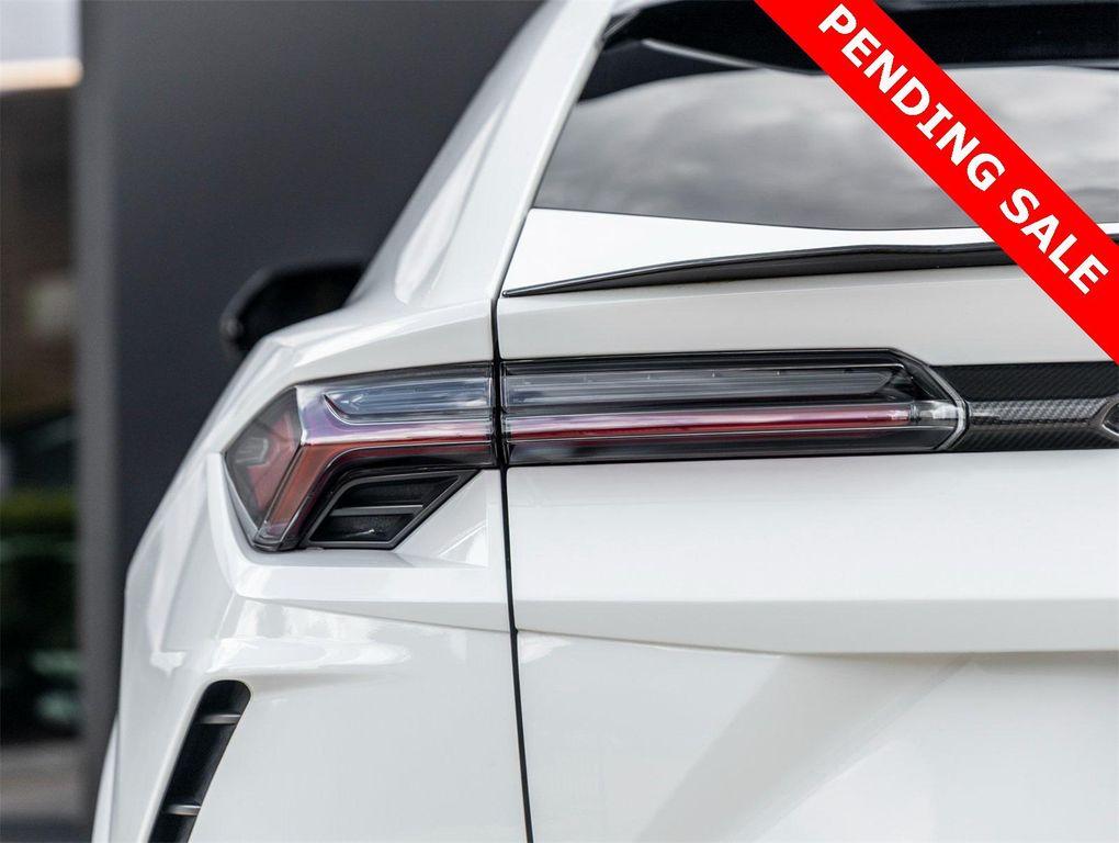 used 2021 Lamborghini Urus car, priced at $194,998