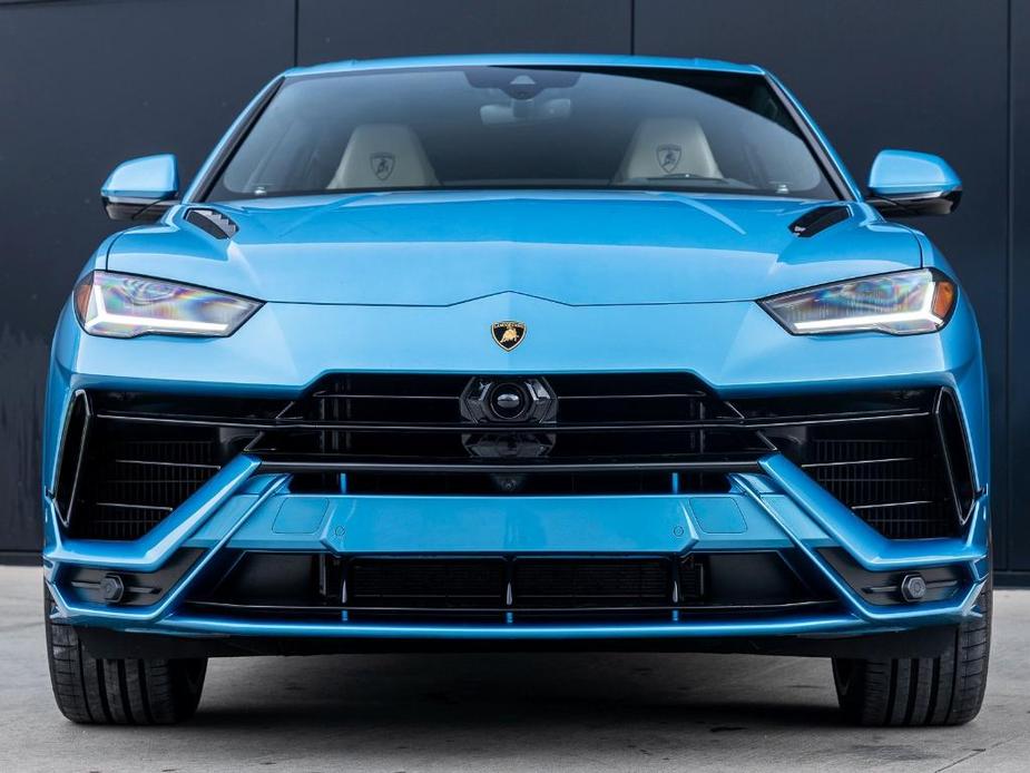 used 2023 Lamborghini Urus car, priced at $304,998