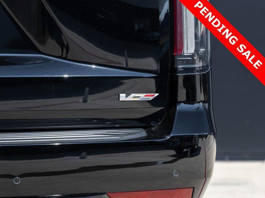 used 2023 Cadillac Escalade car, priced at $125,998