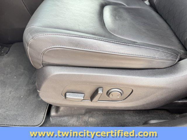 used 2023 Kia Carnival car, priced at $33,855