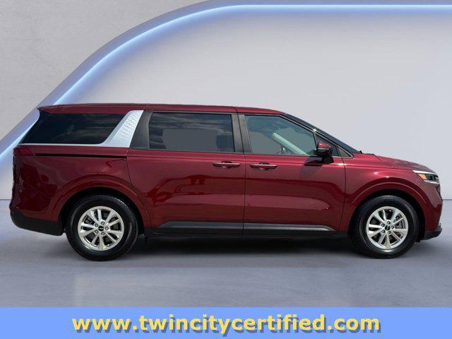 used 2023 Kia Carnival car, priced at $33,855