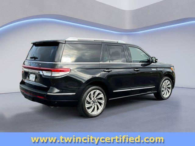 used 2022 Lincoln Navigator car, priced at $55,755