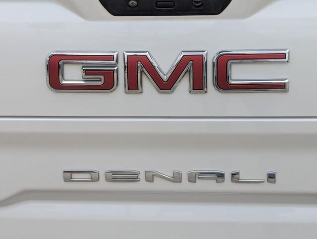 used 2020 GMC Sierra 1500 car, priced at $43,365