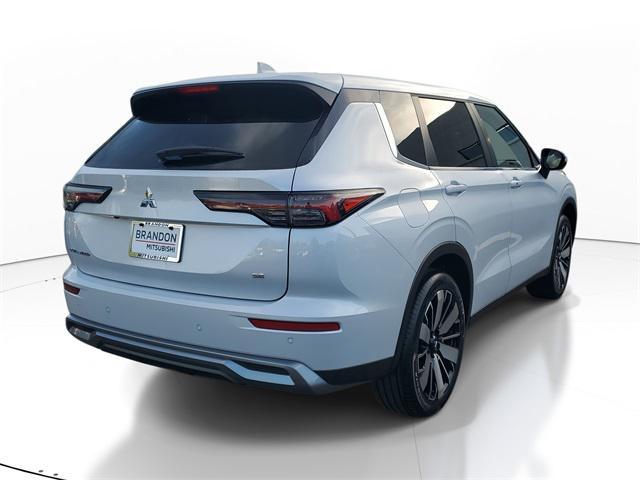 new 2025 Mitsubishi Outlander car, priced at $37,451