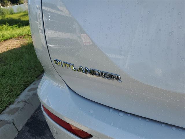 new 2025 Mitsubishi Outlander car, priced at $44,444