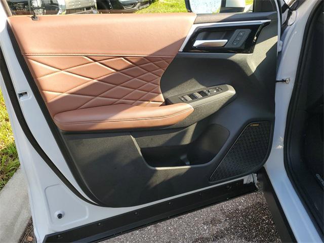 new 2025 Mitsubishi Outlander car, priced at $44,444