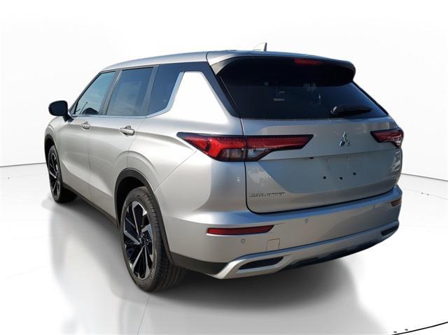 new 2024 Mitsubishi Outlander car, priced at $30,055