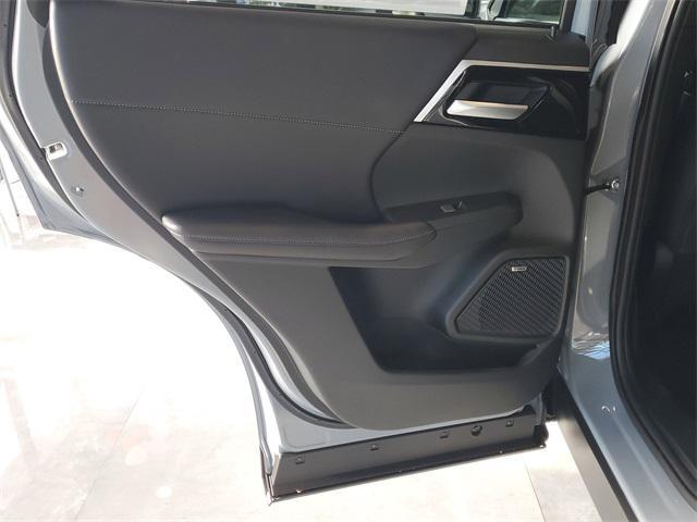 new 2025 Mitsubishi Outlander car, priced at $44,115