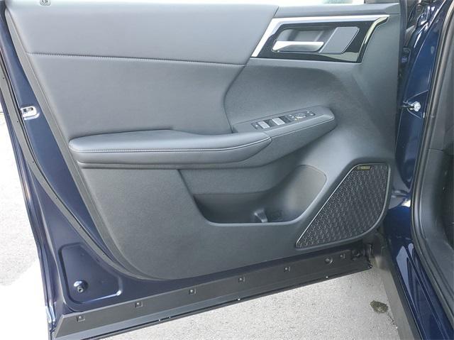 new 2025 Mitsubishi Outlander car, priced at $38,320