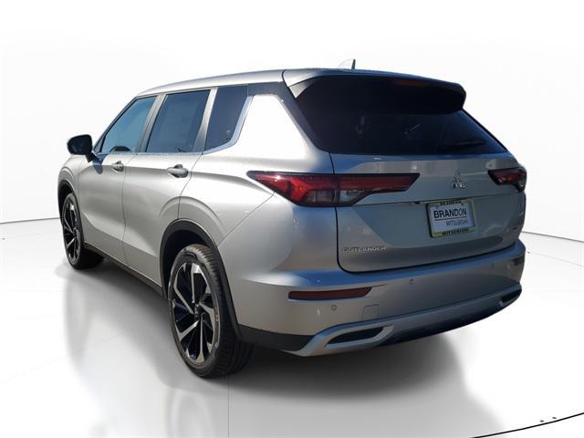 new 2024 Mitsubishi Outlander car, priced at $36,285